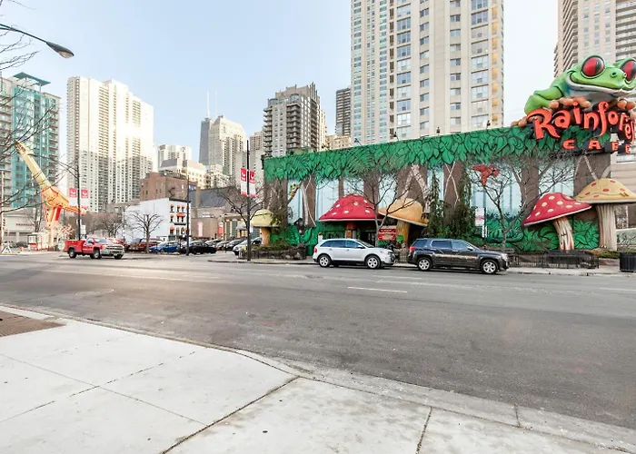 River North 1br W Coffee Shop Gym Nr Chi-972