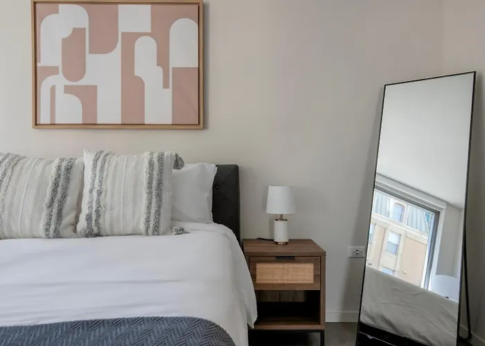 Apartamento River North 1br W Coffee Shop Gym Nr Chi-972 Chicago