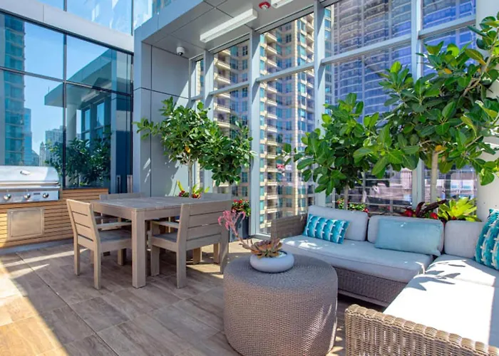 River North 1br W Coffee Shop Gym Nr Chi-972 *