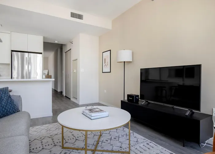 River North 1br W Coffee Shop Gym Nr Chi-972 Apartamento Chicago