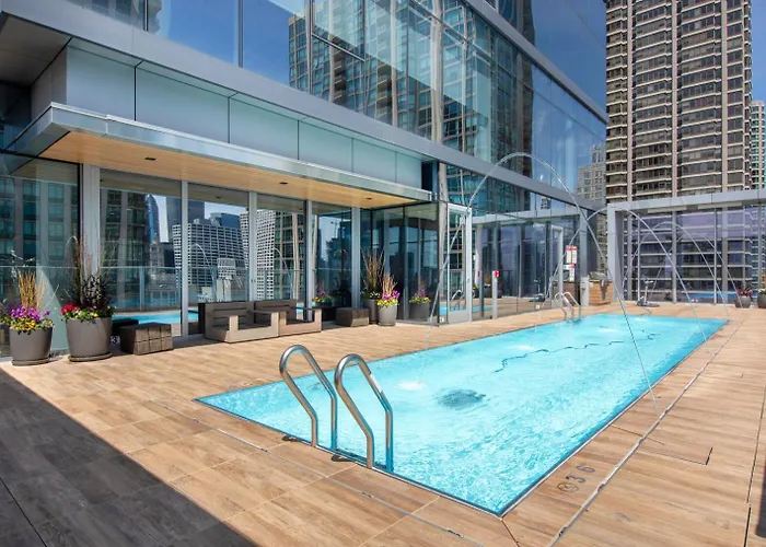 River North 1br W Coffee Shop Gym Nr Chi-972