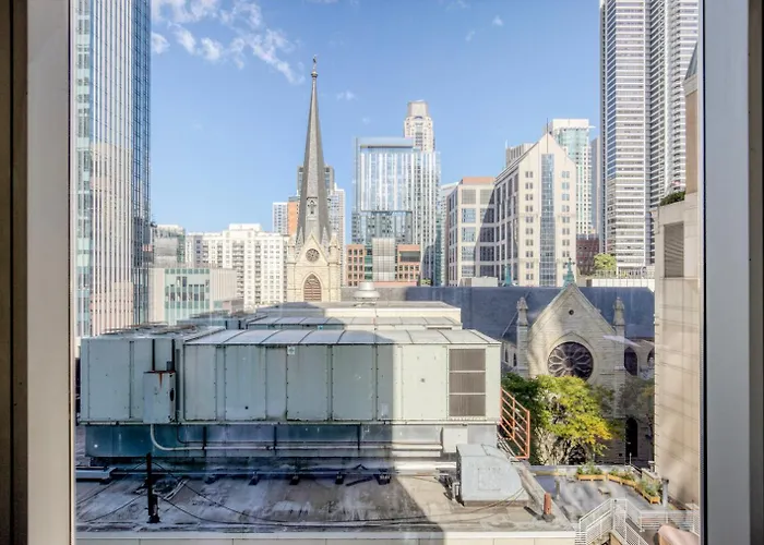 River North 1br W Coffee Shop Gym Nr Chi-972 * Chicago